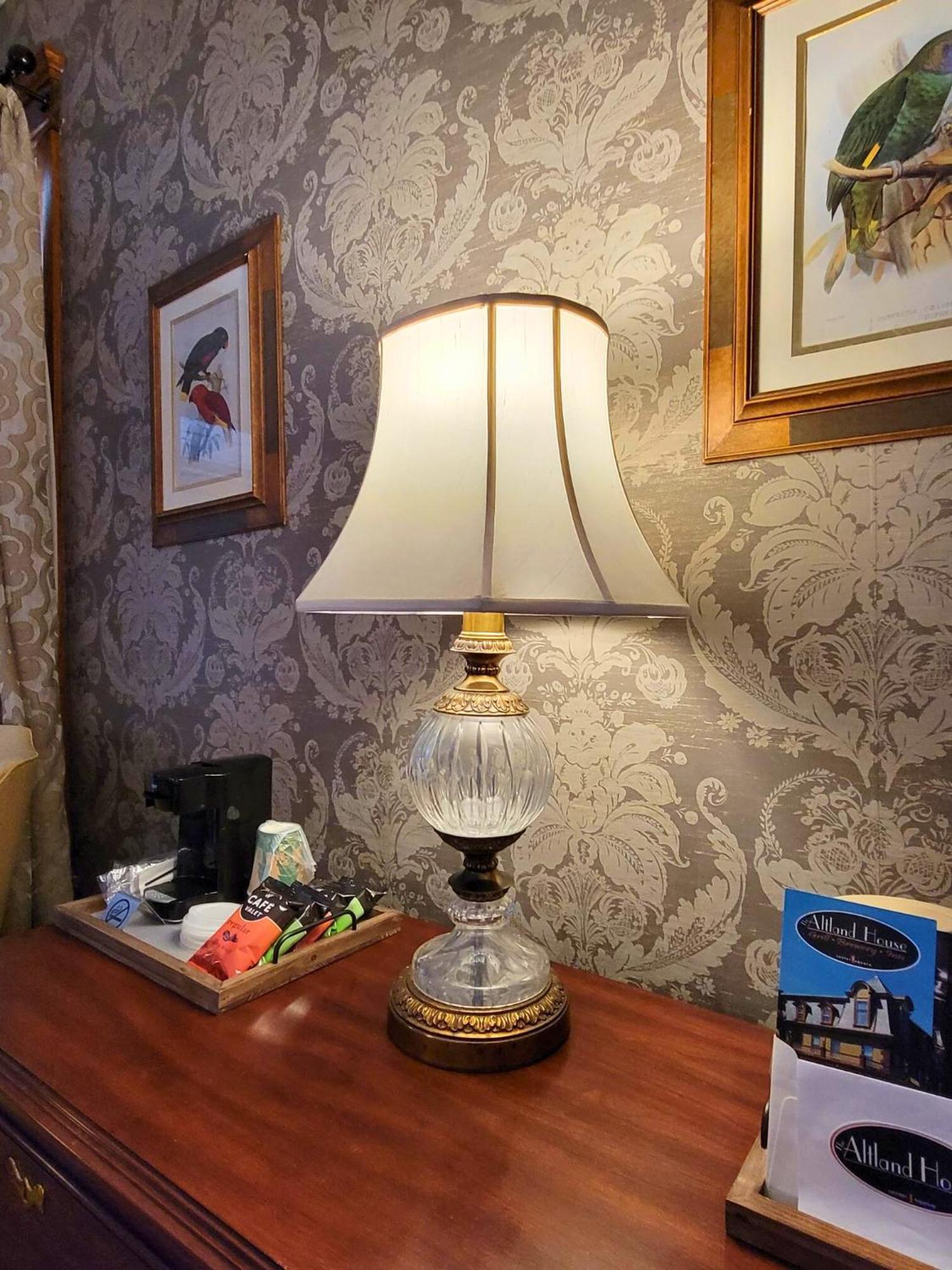 Altland House Inn & Suites Abbottstown Екстер'єр фото