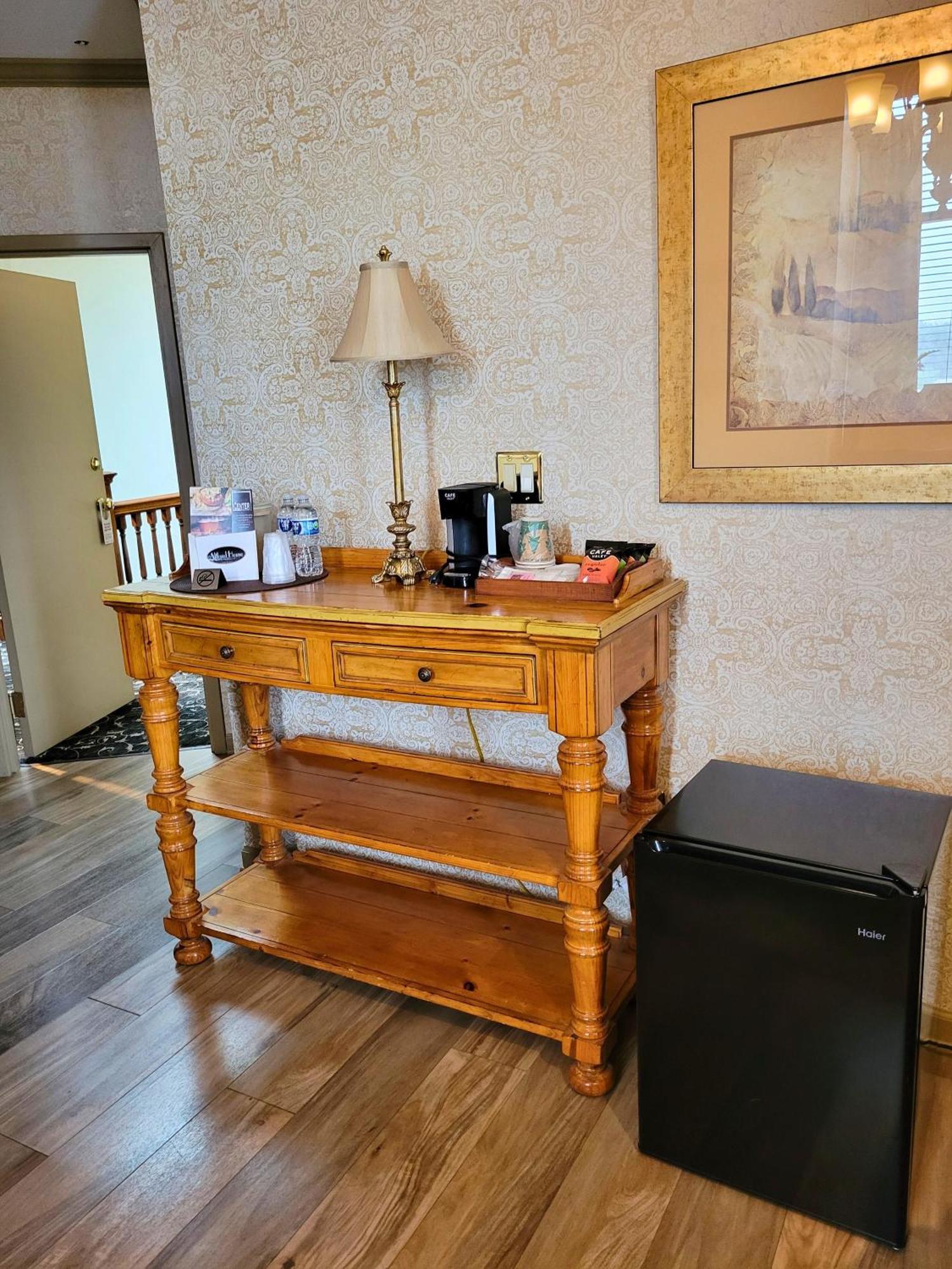 Altland House Inn & Suites Abbottstown Екстер'єр фото